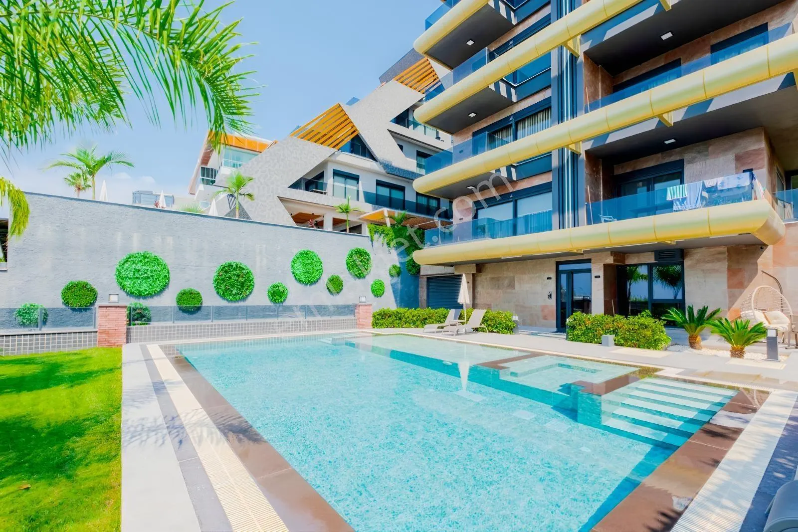 Apartment, 3-room, 125 m²