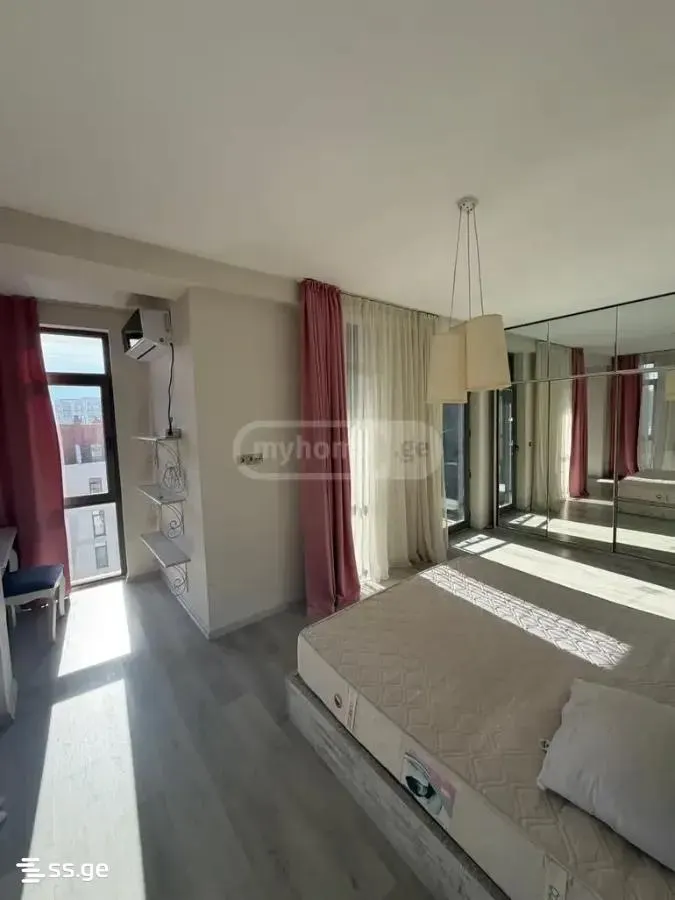 Apartment, 4-room, 150 m², Green Budapest