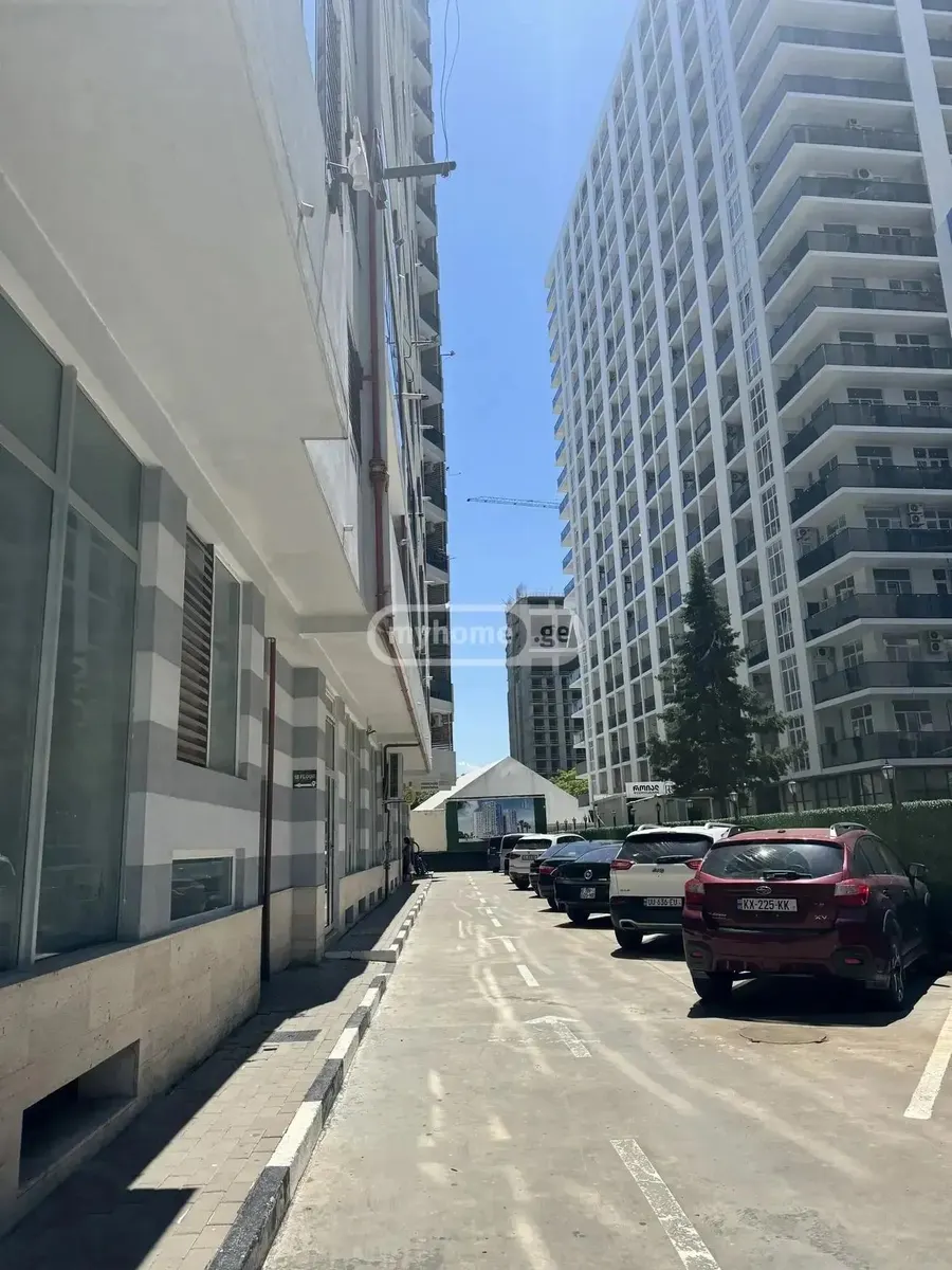 Apartment, 3-room, 60 m², Bat Towers