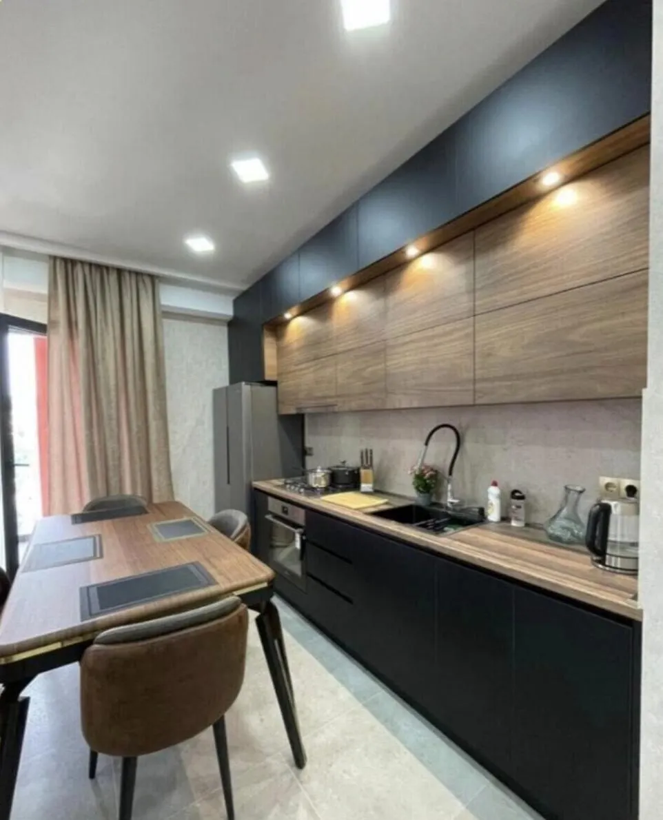 Квартира, 4-комн., 99 м²