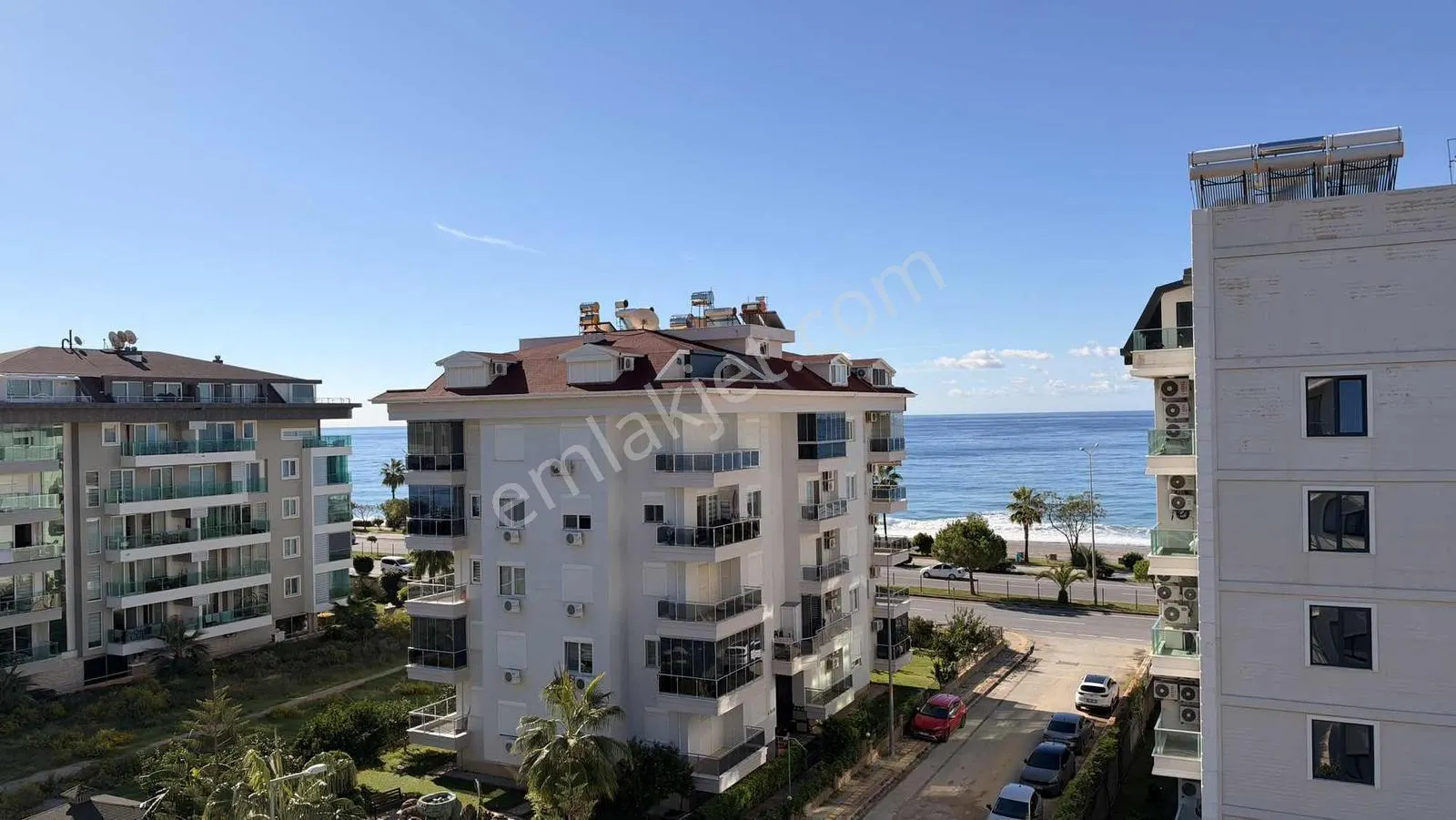Apartment, 6-room, 300 m²