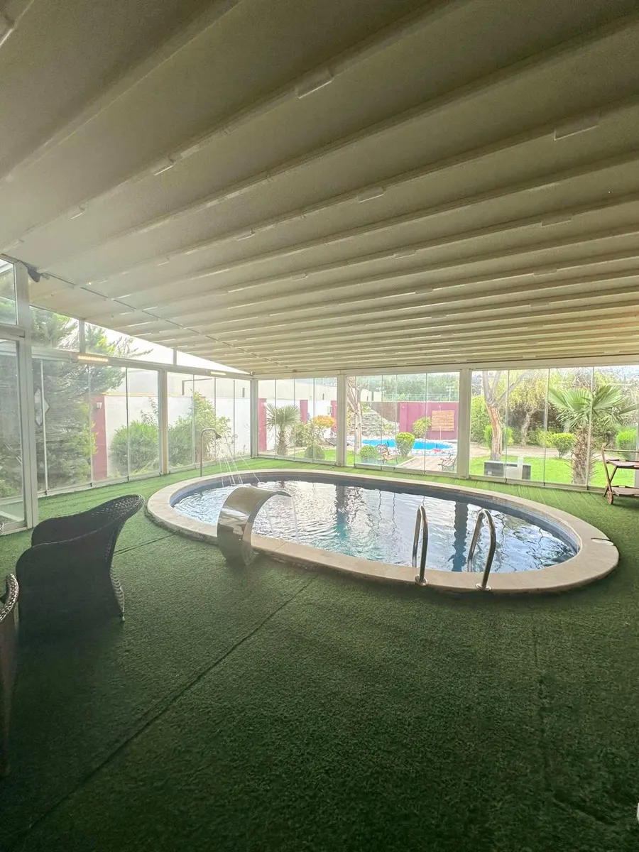 House, 6-room, 600 m²