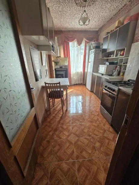 Квартира, 4-комн., 92 м²