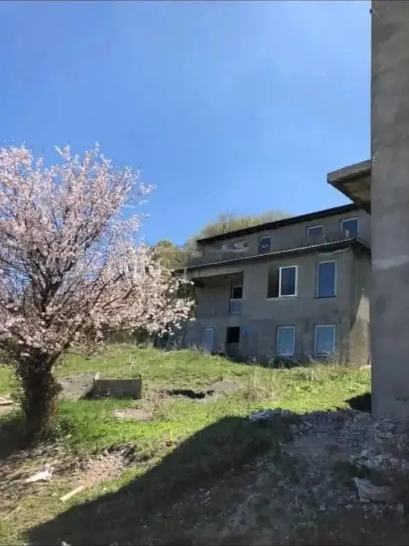 Дом, 6-комн., 300 м²