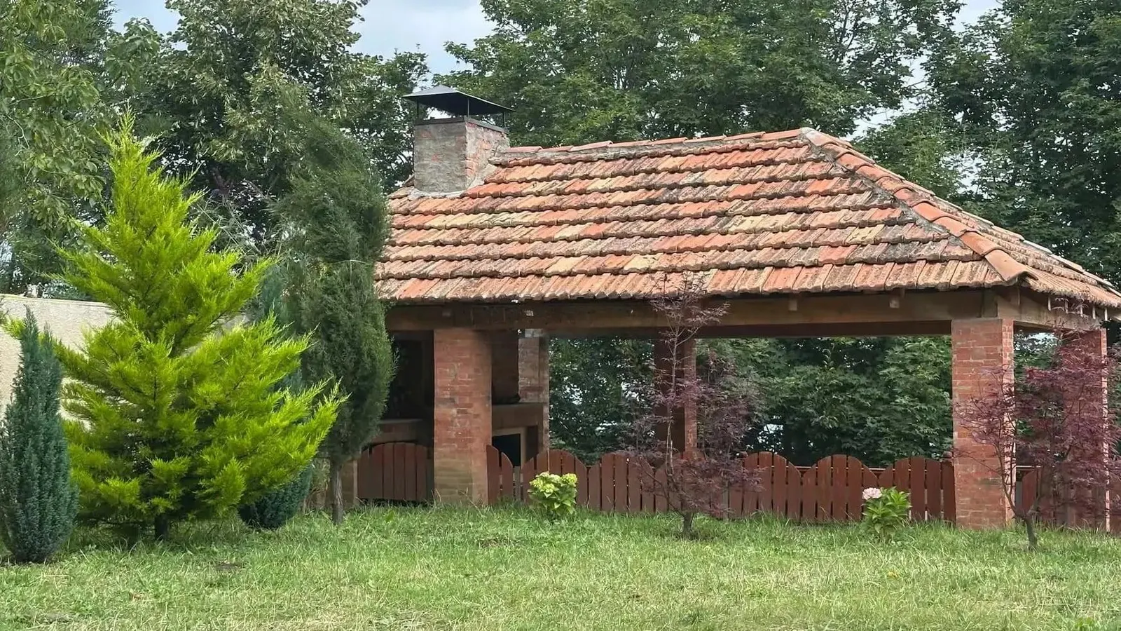 Дом, 8-комн., 415 м²