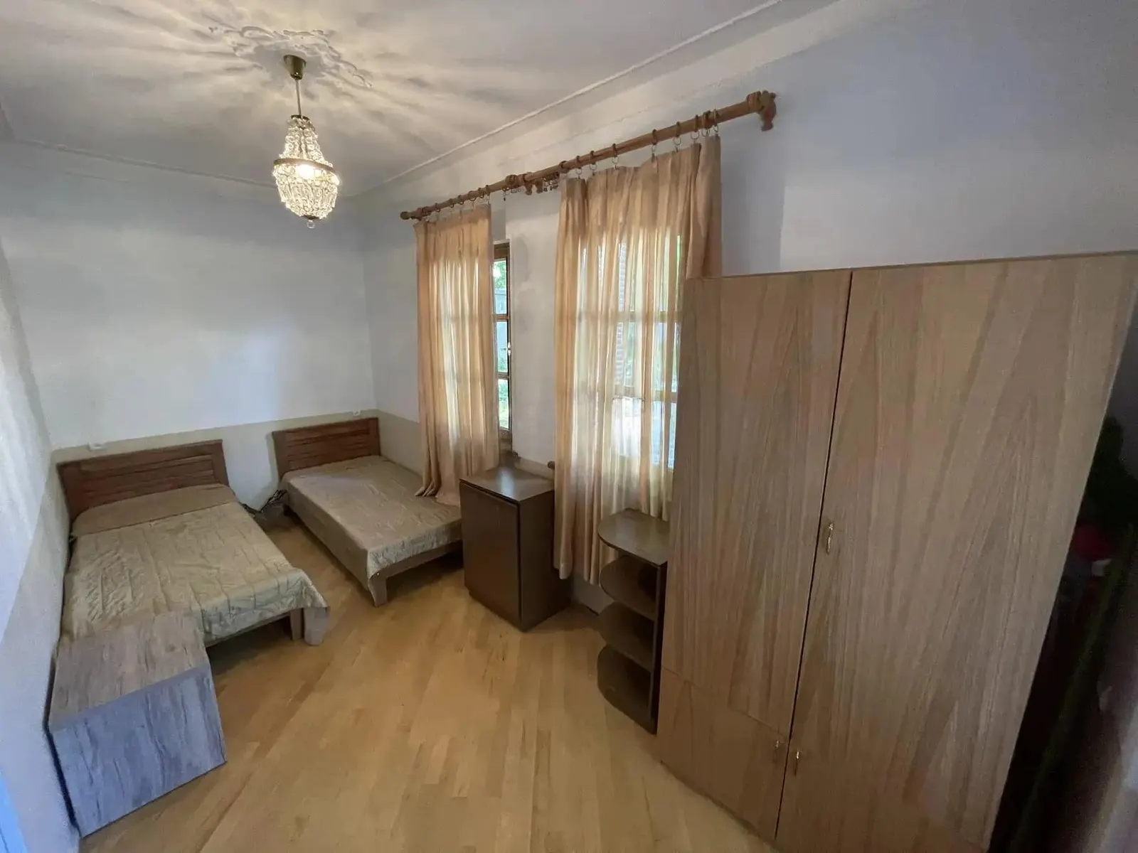 Дом, 8-комн., 350 м²