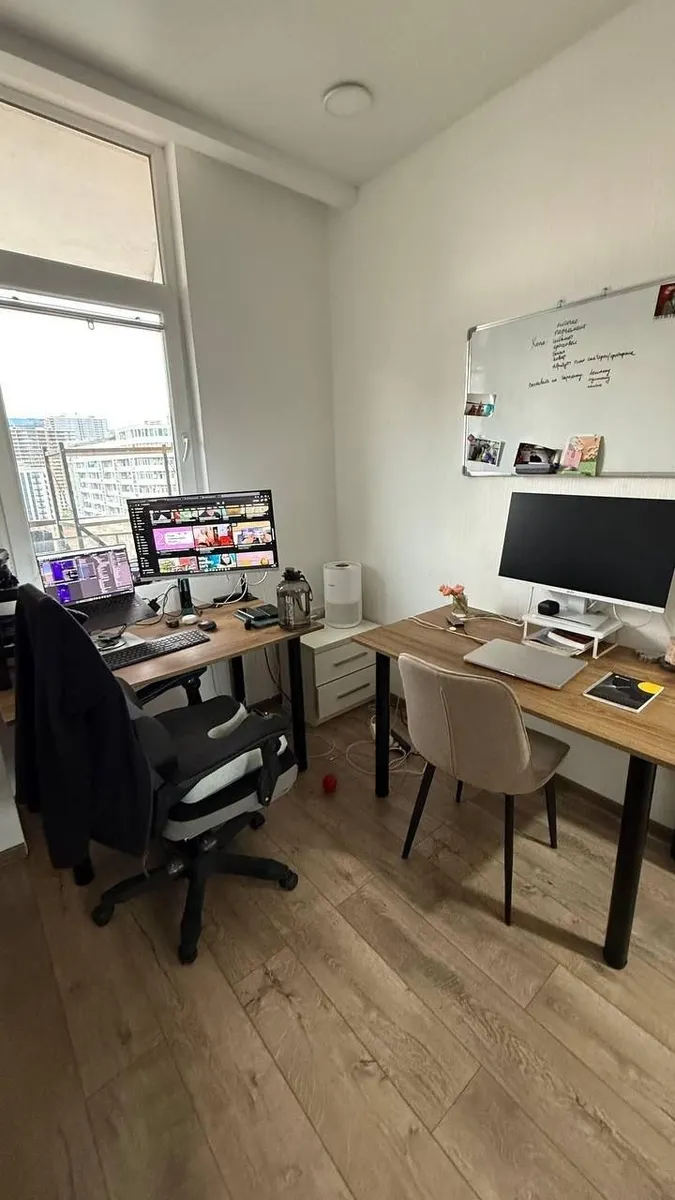 Квартира, 3-комн., 54 м², Mega City