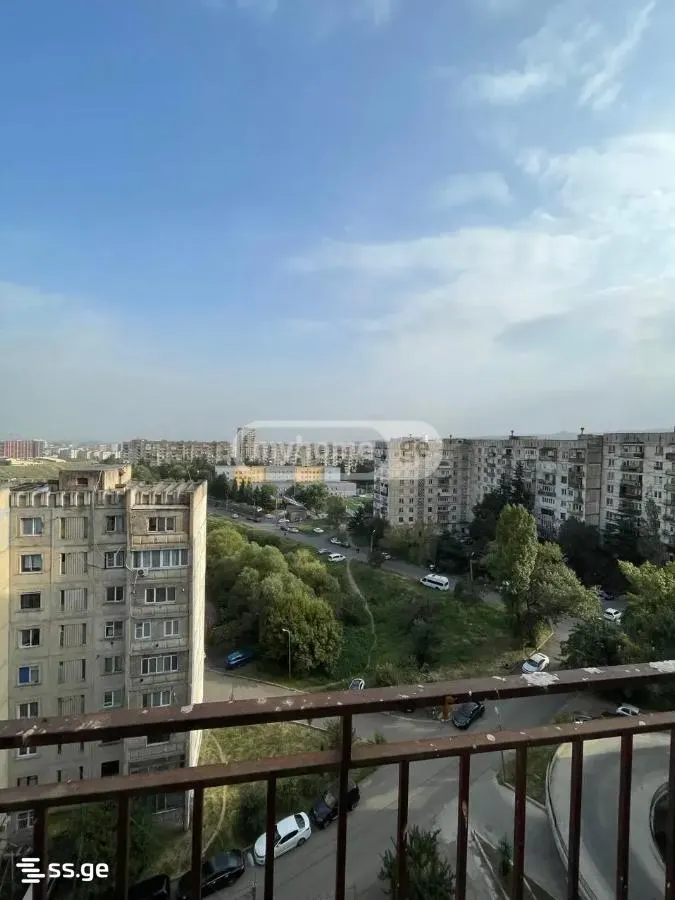 ბინა, 3-ოთახიანი, 65 მ²