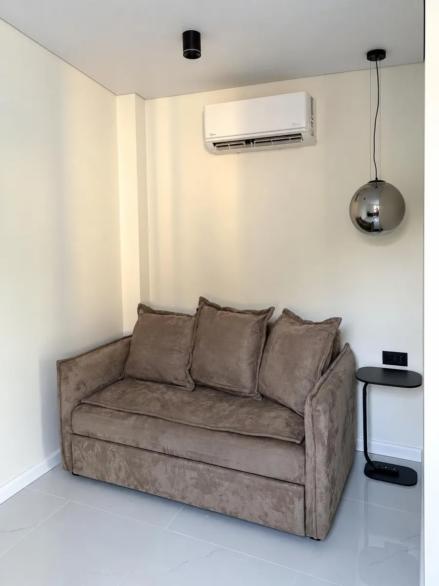 House, 4-room, 220 m²