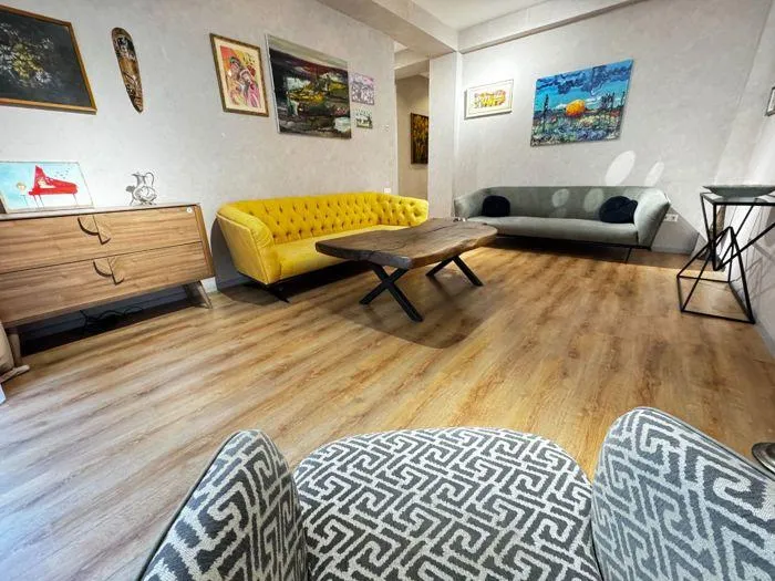 Квартира, 3-комн., 89 м²