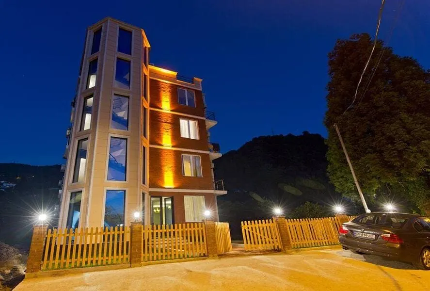 Apartment, 650 m²
