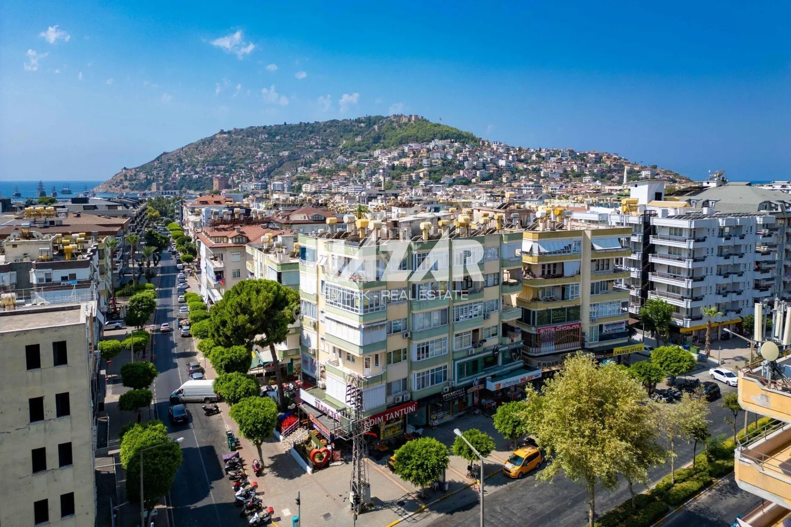 Apartment, 3-room, 85 m²