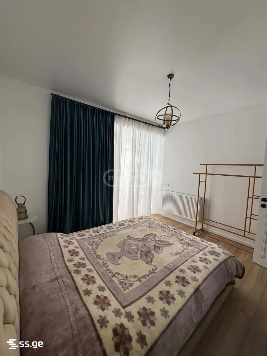 Apartment, 4-room, 80 m²