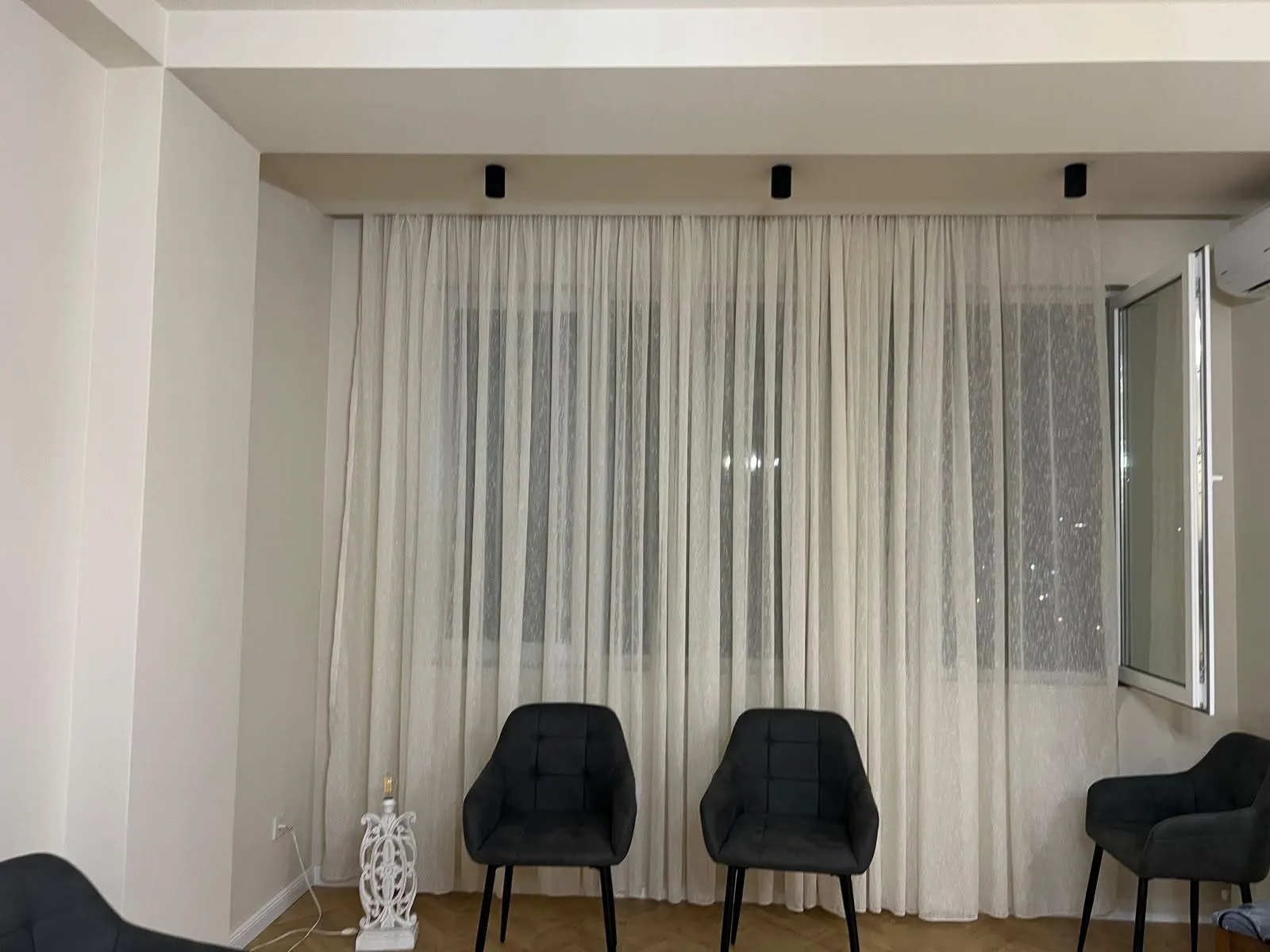 Квартира, 3-комн., 101 м²