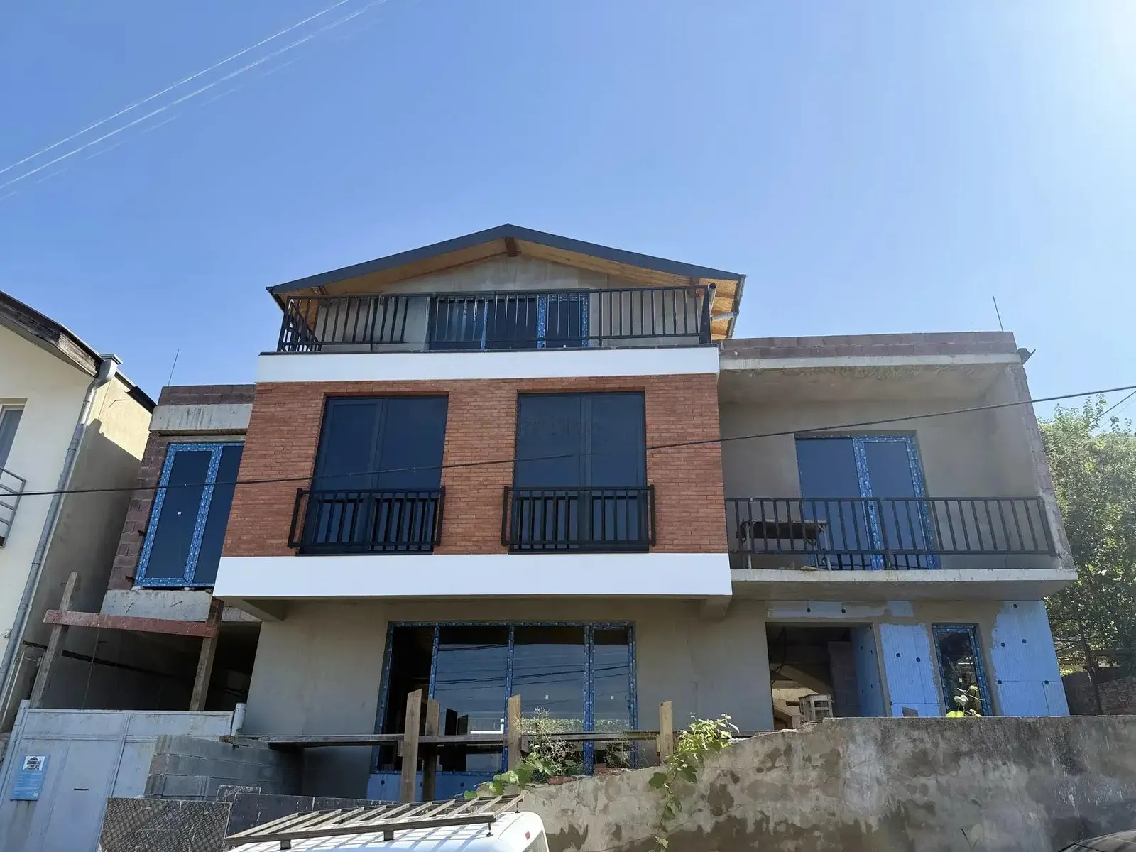 Дом, 6-комн., 220 м²