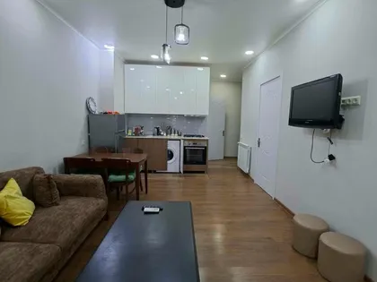 Квартира, 3-комн., 57 м²