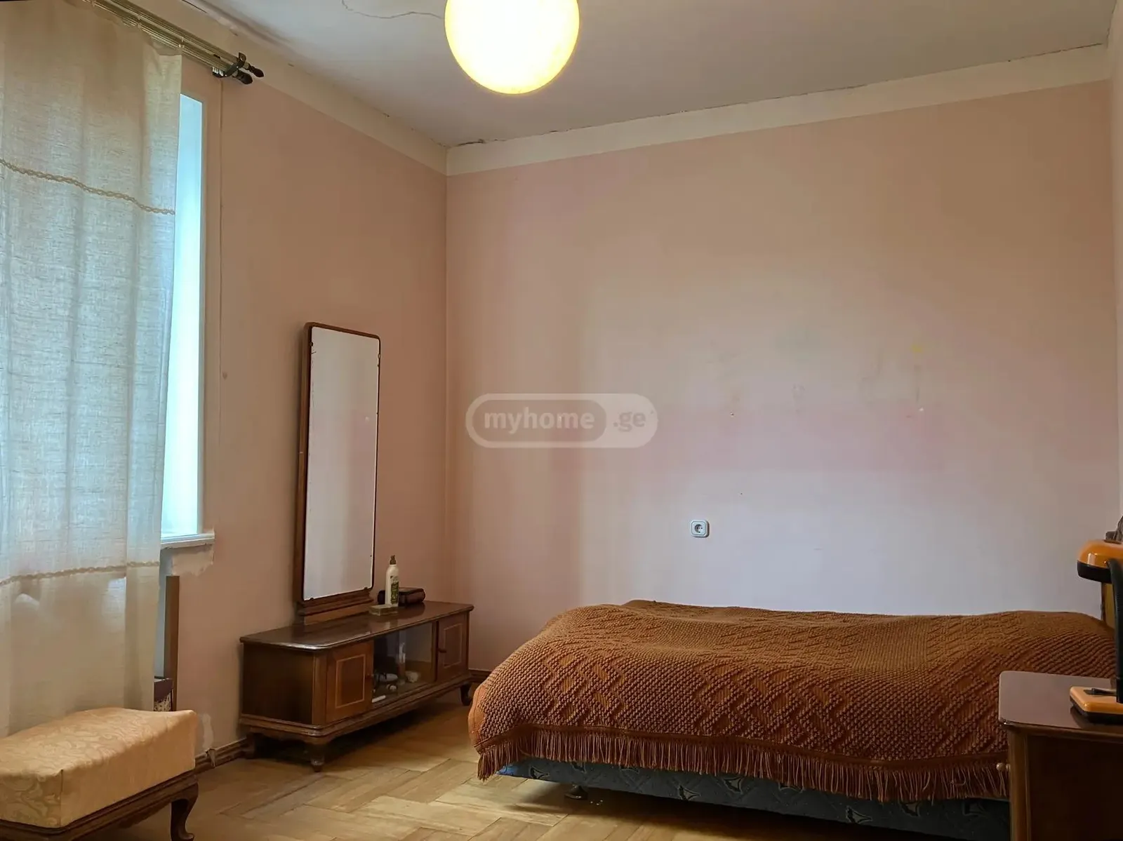 House, 5-room, 310 m²