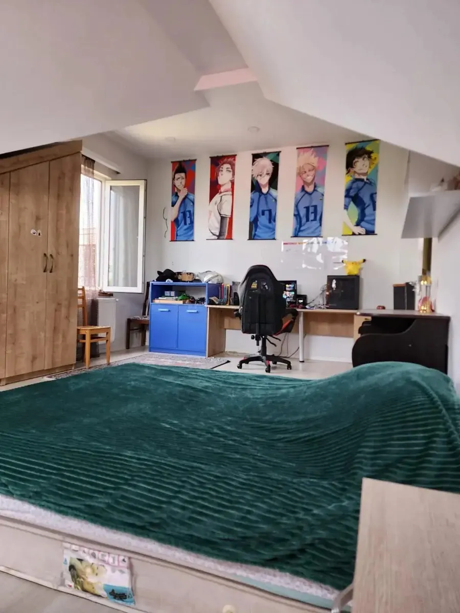 Дом, 7-комн., 240 м²