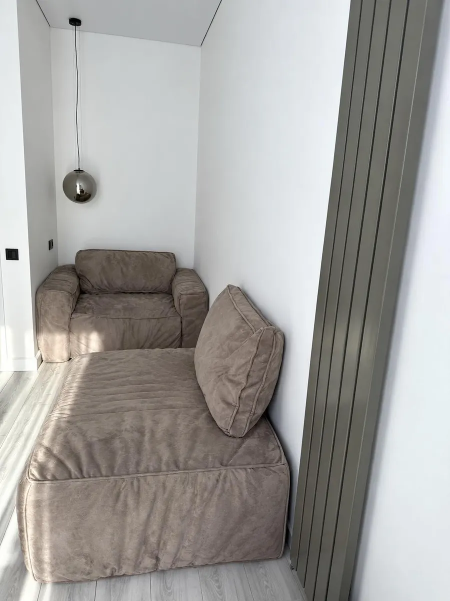 House, 4-room, 220 m²