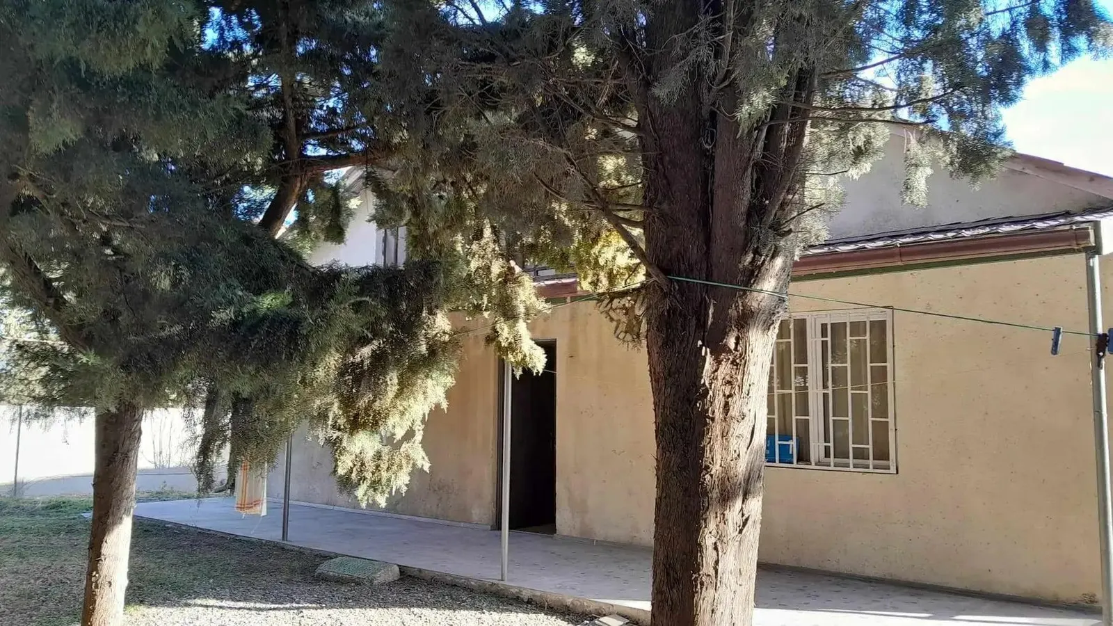 სახლი, 5-ოთახიანი, 185 მ²
