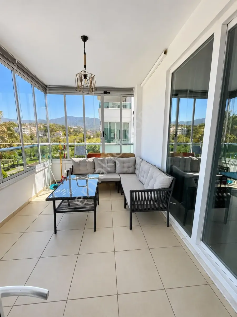 Apartment, 4-room, 130 m²