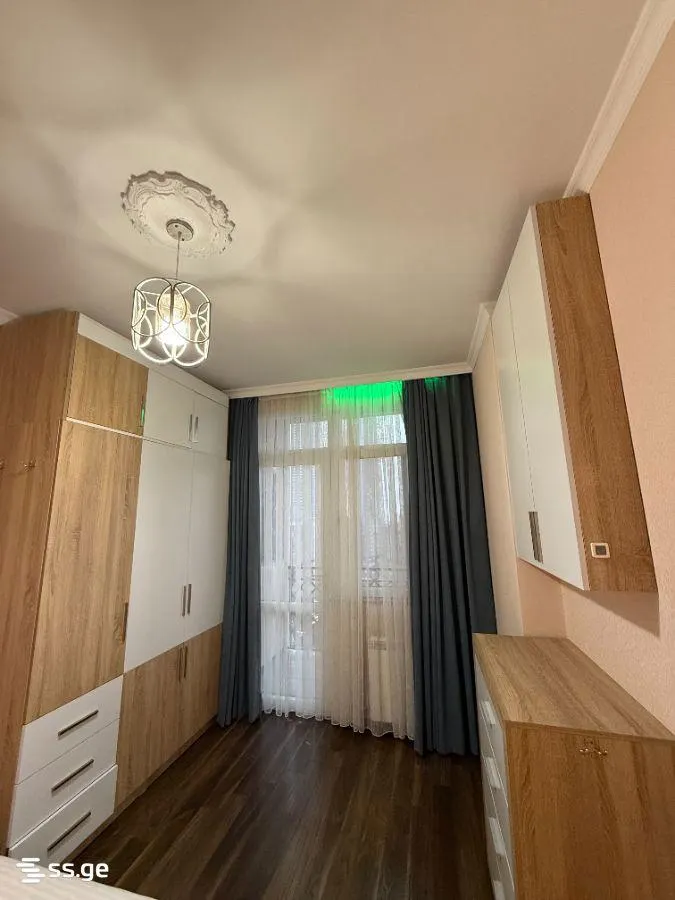 Apartment, 2-room, 41 m², Vakhtang Gorgasali St, 156-158
