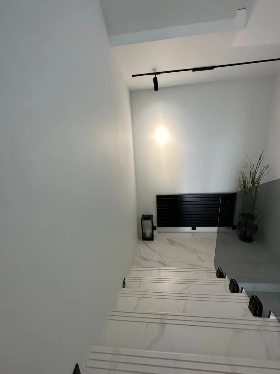 Дом, 5-комн., 220 м²