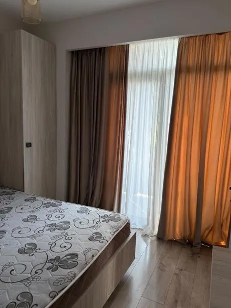 ბინა, 3-ოთახიანი, 60 მ², Asmati St, 8a