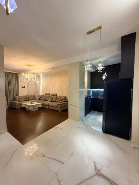 Квартира, 3-комн., 95 м², Otar Lortkipanidze St, 2