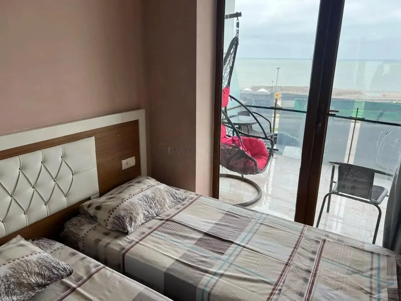 Квартира, 3-комн., 55 м², Sherif Khimshiashvili St, 51
