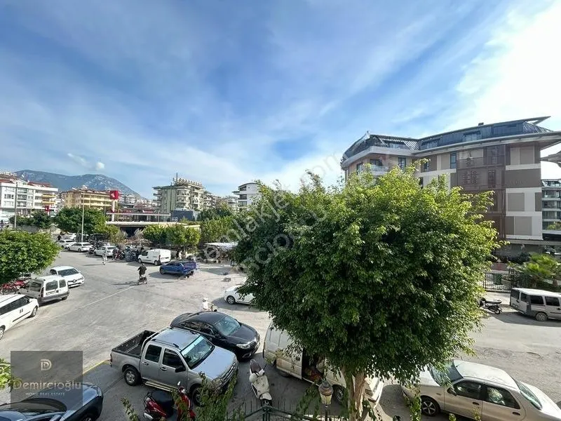 Apartment, 3-room, 120 m²