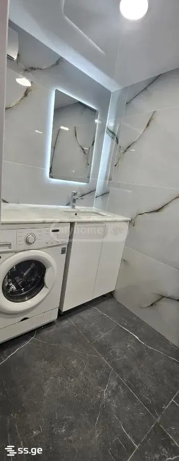 Apartment, 4-room, 85 m²
