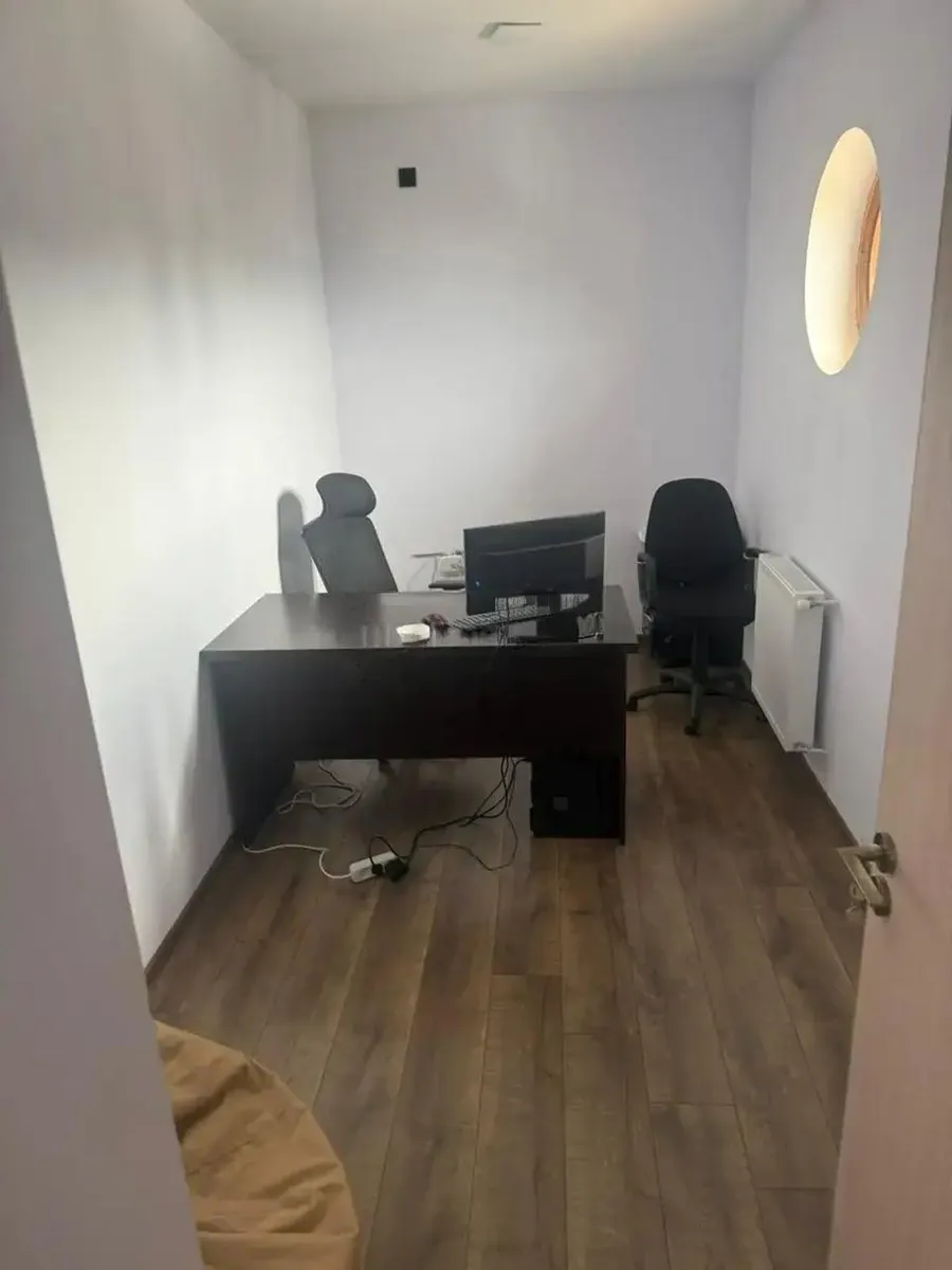 House, 7-room, 310 m², Imobiliare