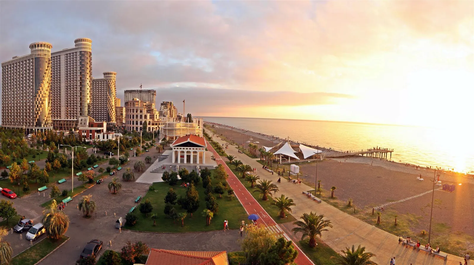 საცხოვრებელი კომპლექსი Orbi Sea Towers