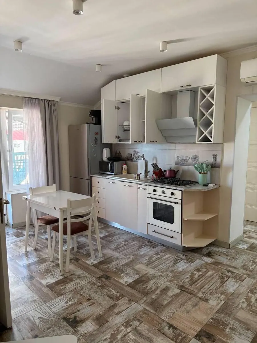Квартира, 3-комн., 72 м²