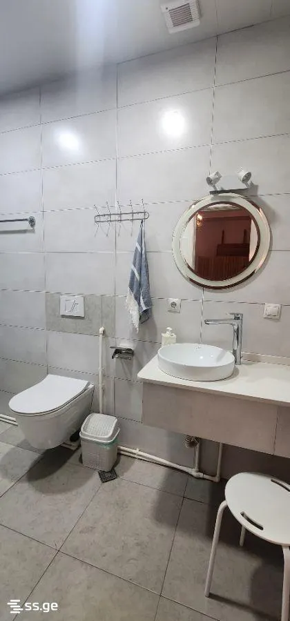 Квартира, 4-комн., 122 м²