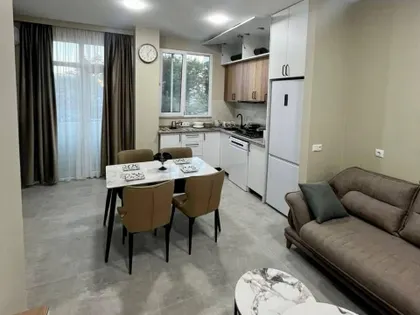 Квартира, 3-комн., 65 м²