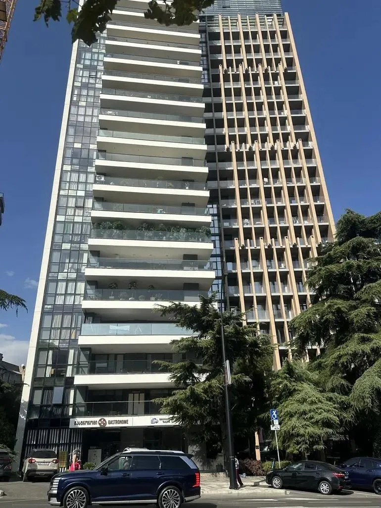 Квартира, 3-комн., 100 м², Axis Chavchavadze 49