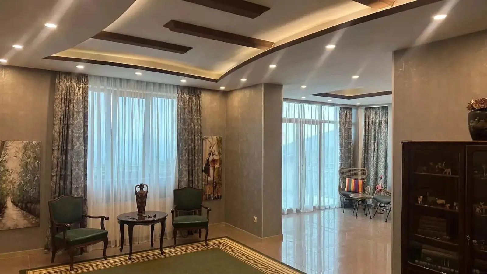 Дом, 8-комн., 415 м²