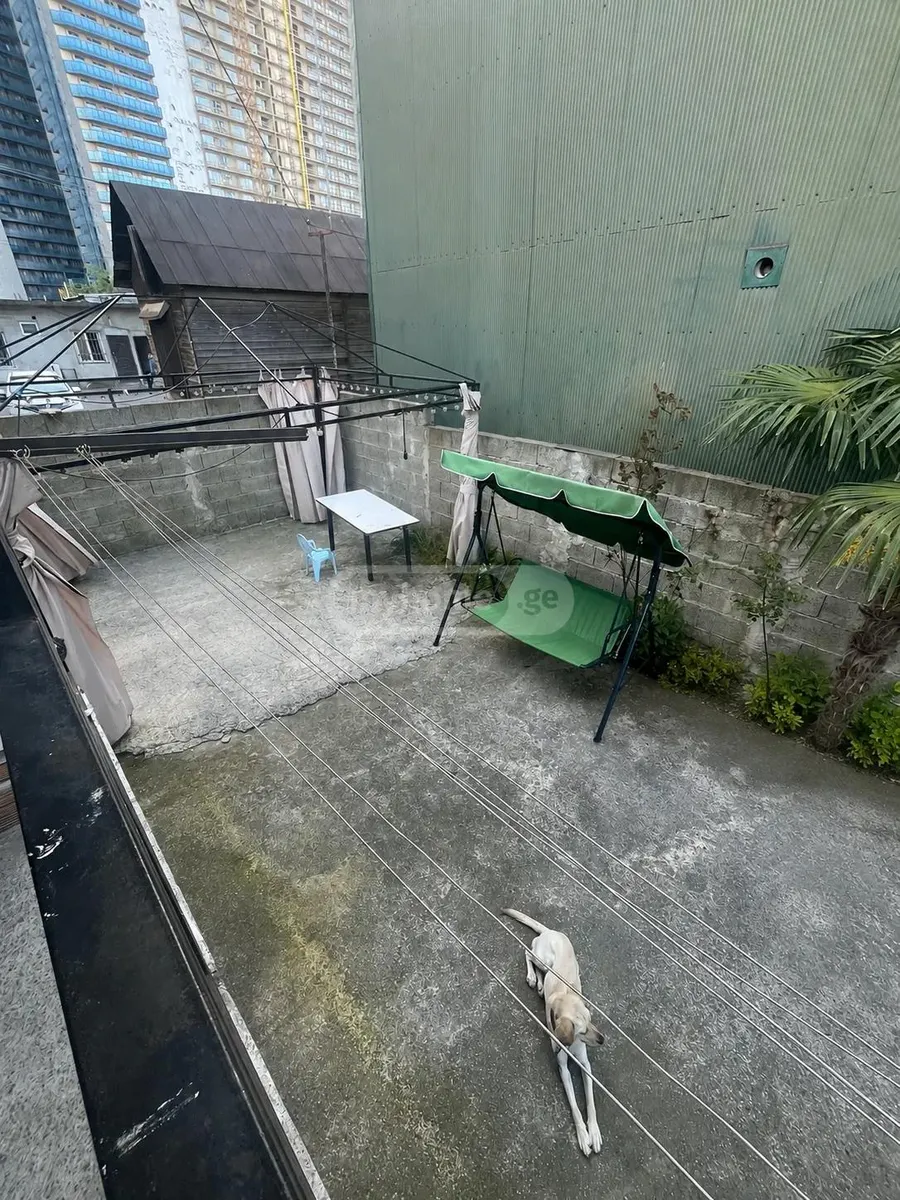 House, 4-room, 80 m²