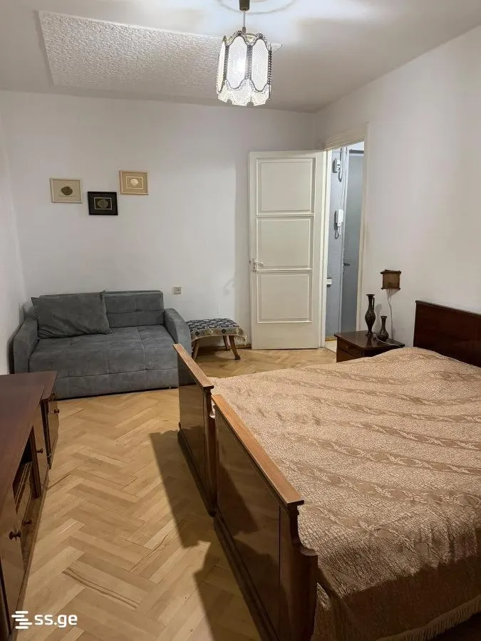 Apartment, 2-room, 35 m²