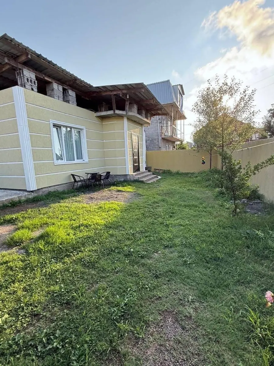 House, 4-room, 80 m²