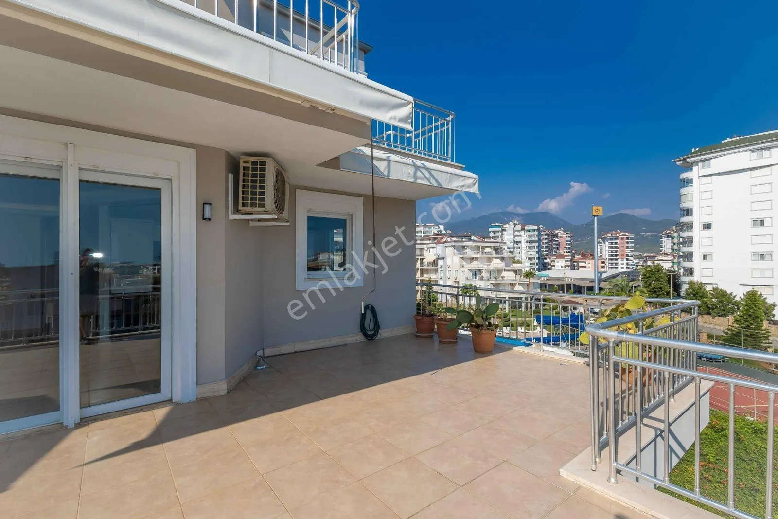 Apartment, 3-room, 110 m²