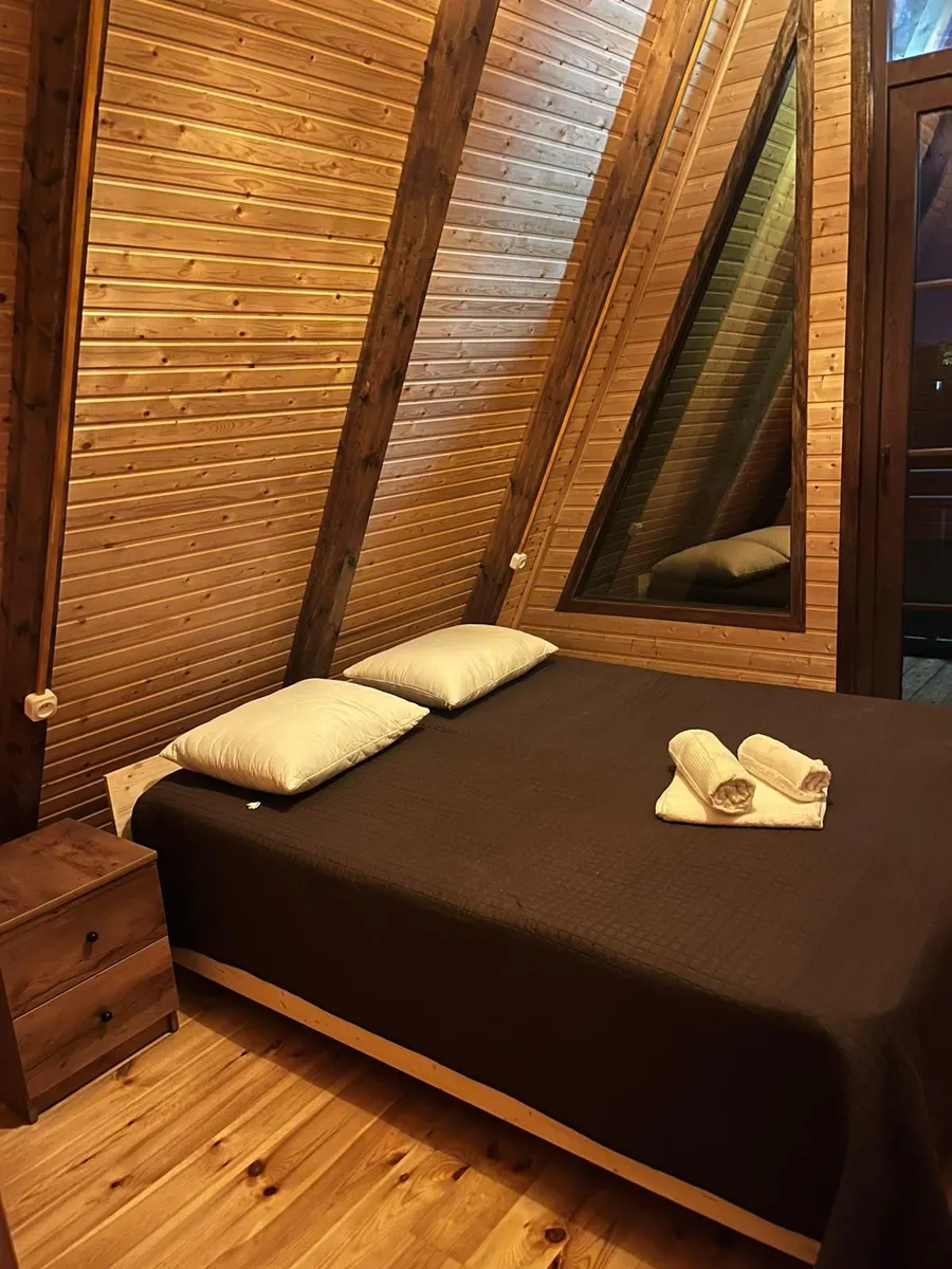 House, 3-room, 90 m²