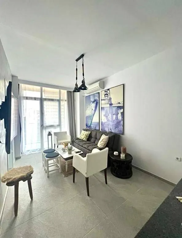 Квартира, 2-комн., 50 м², New Wave