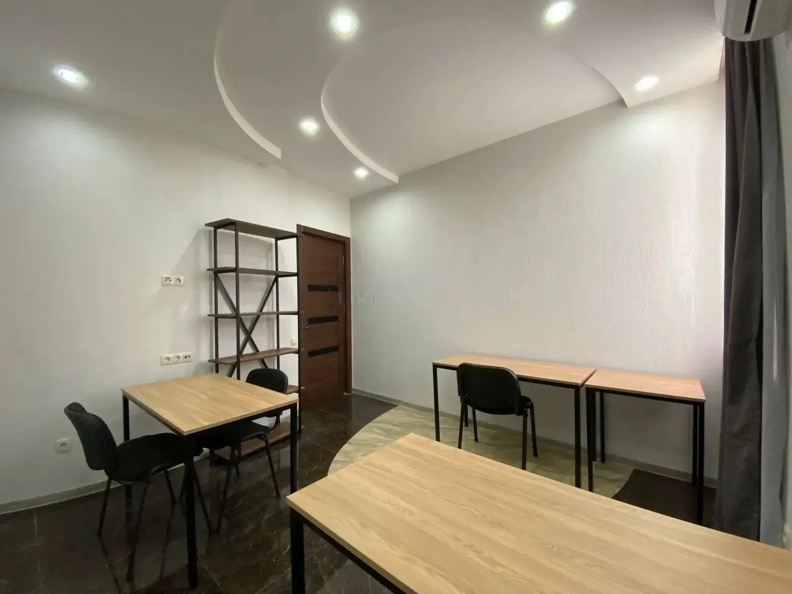 Дом, 10-комн., 420 м²