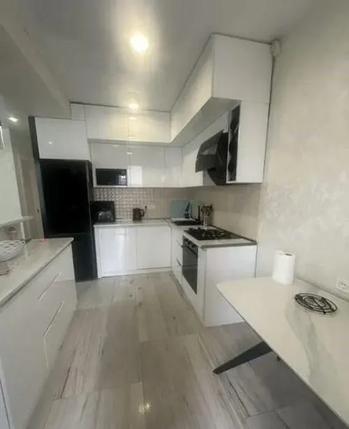 Квартира, 3-комн., 96 м²