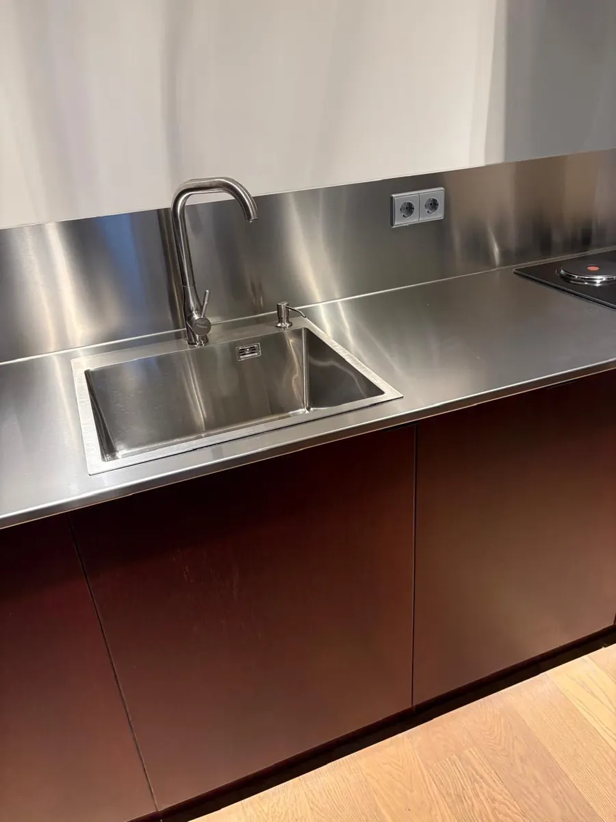 Apartment, 2-room, 80 m²