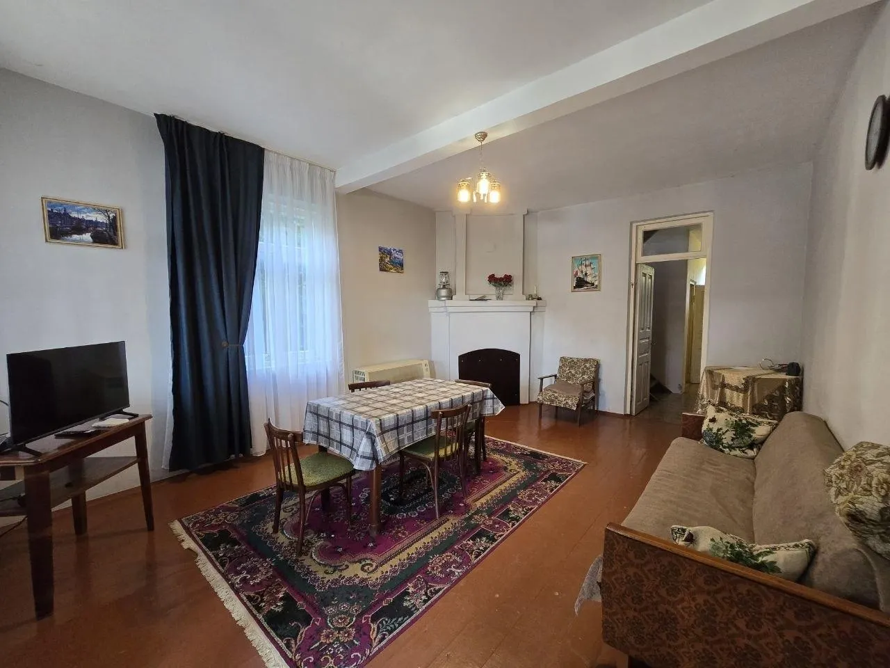House, 5-room, 340 m²