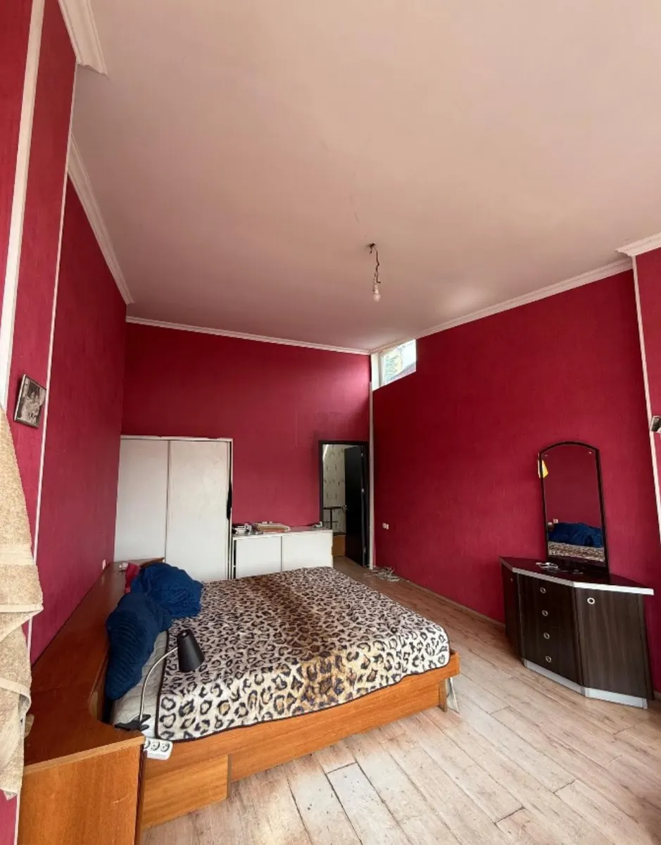 Дом, 3-комн., 145 м²
